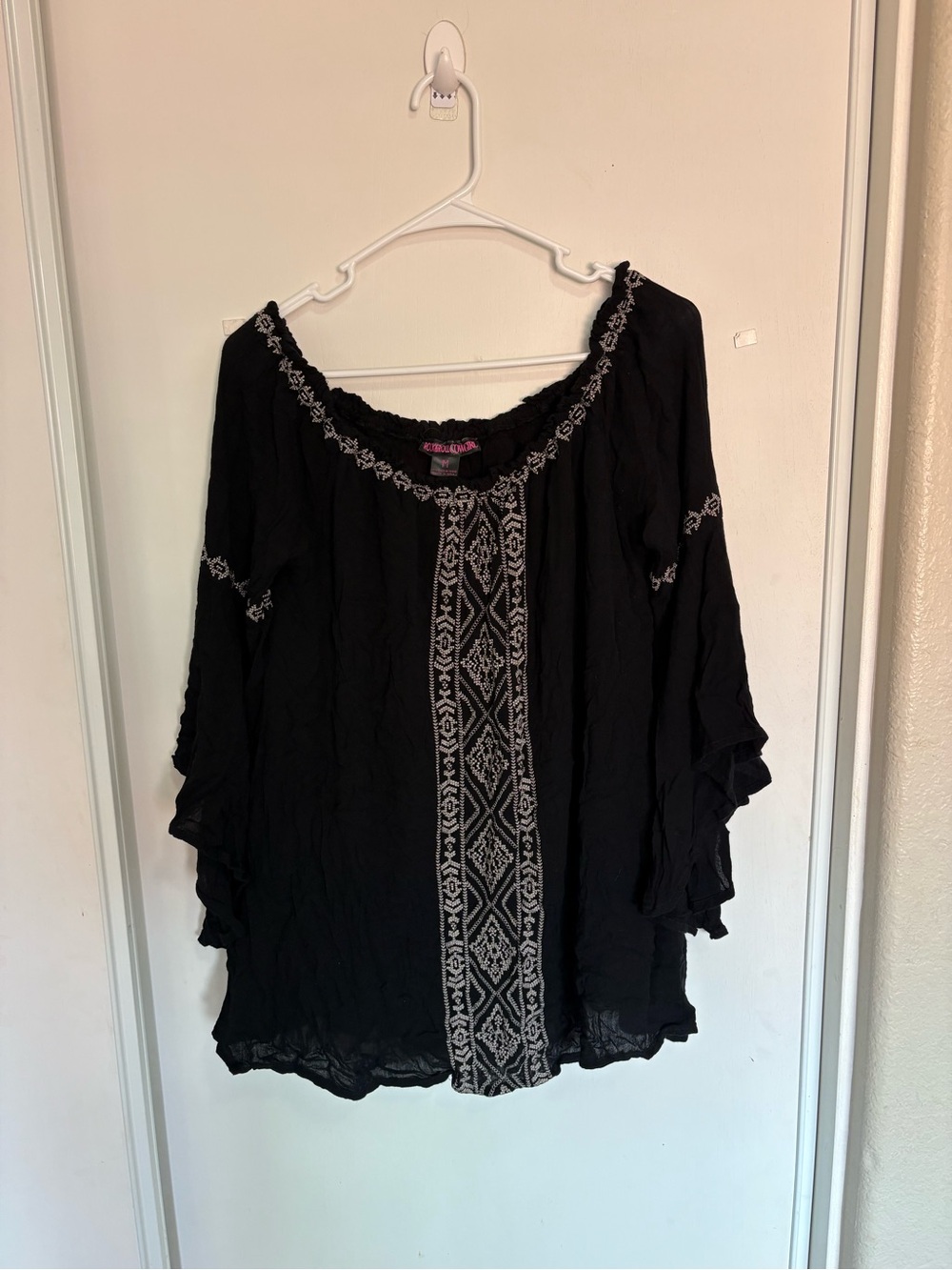 Rock & Roll Cowgirl Women’s M Black Floral Bell Sleeve Flowy Boho Fairygoth